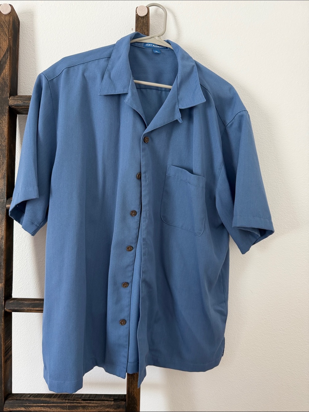 Short-Sleeve Blue Camp Collar Shirt - Classic Casual
